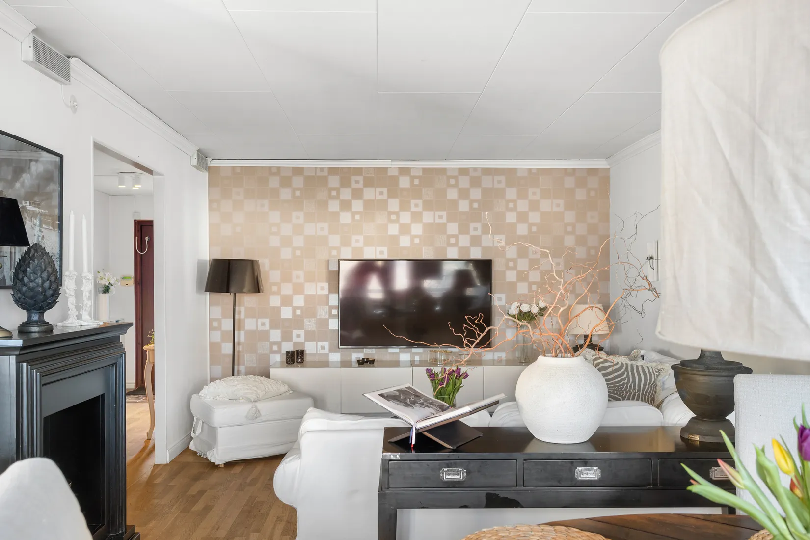 Villa, Radhus, Sviskonvägen 12, Viksjö Hummelmora, Järfälla