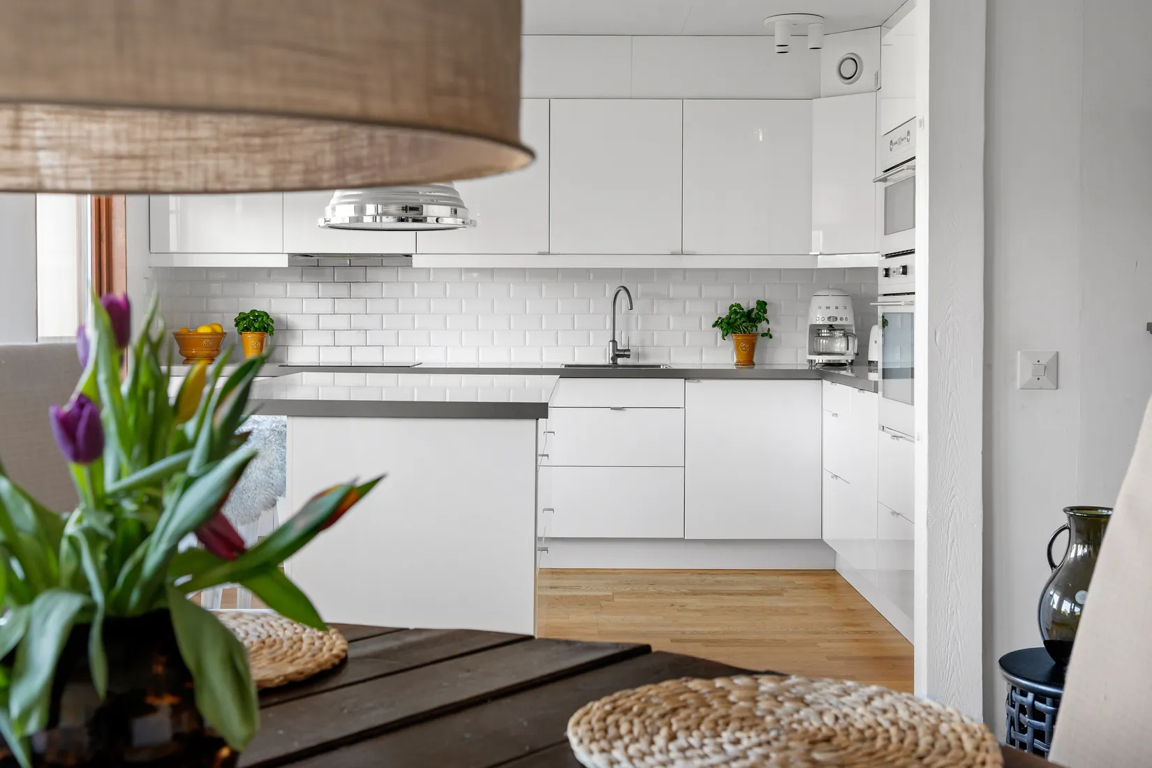 Villa, Radhus, Sviskonvägen 12, Viksjö Hummelmora, Järfälla