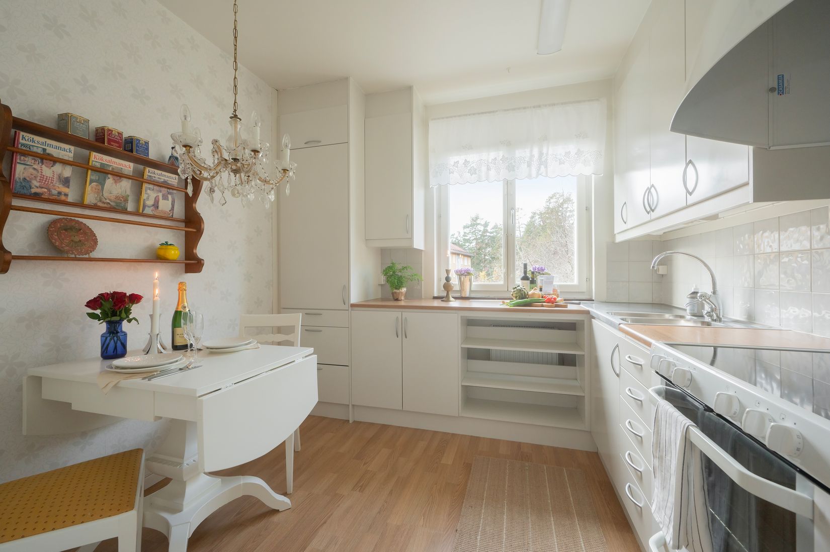 Bostadsrätt, Edsvägen 3, Centrala Huddinge, Huddinge