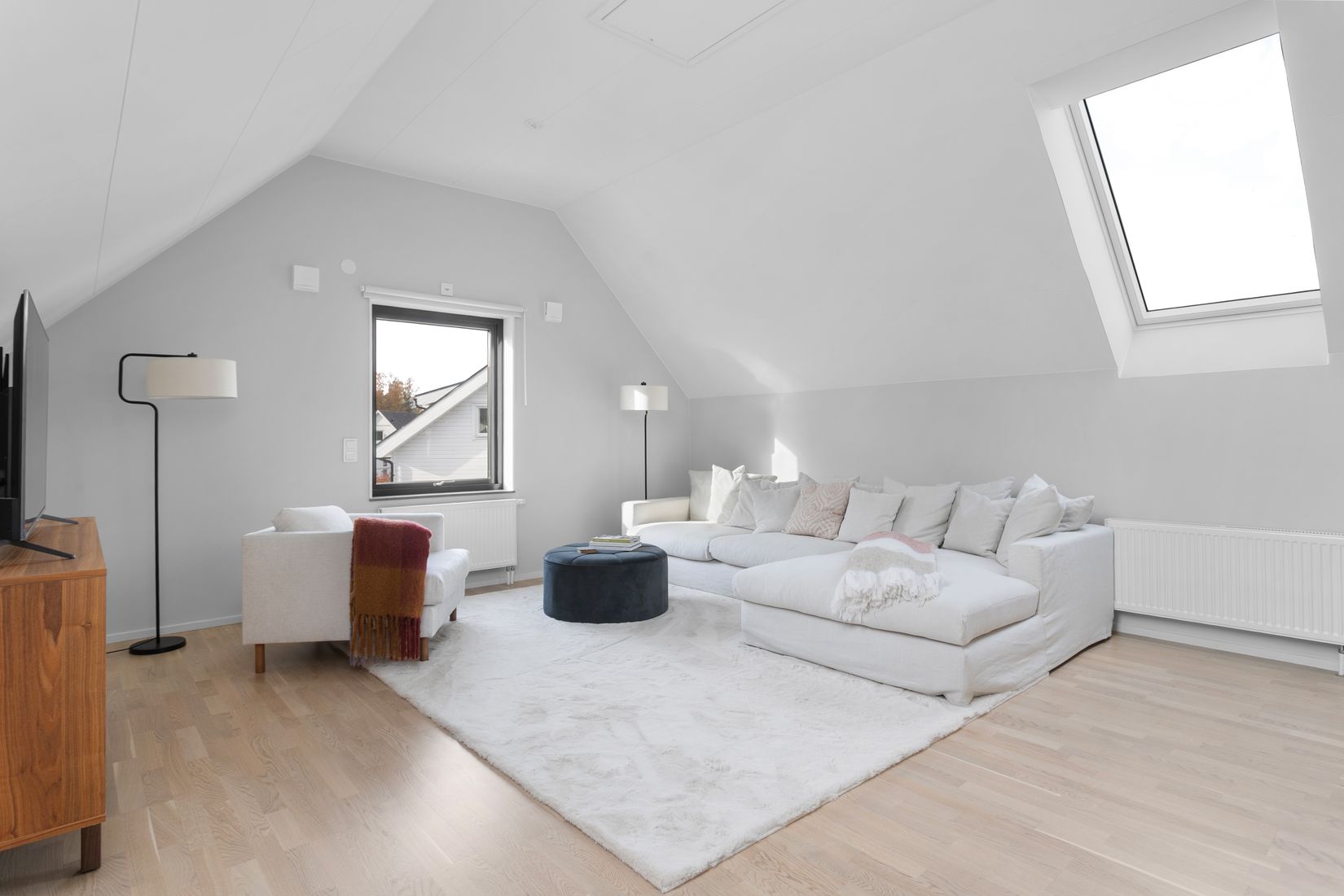 Bostadsrätt, Radhus, Väsjövägen 15B, Väsjön, Sollentuna