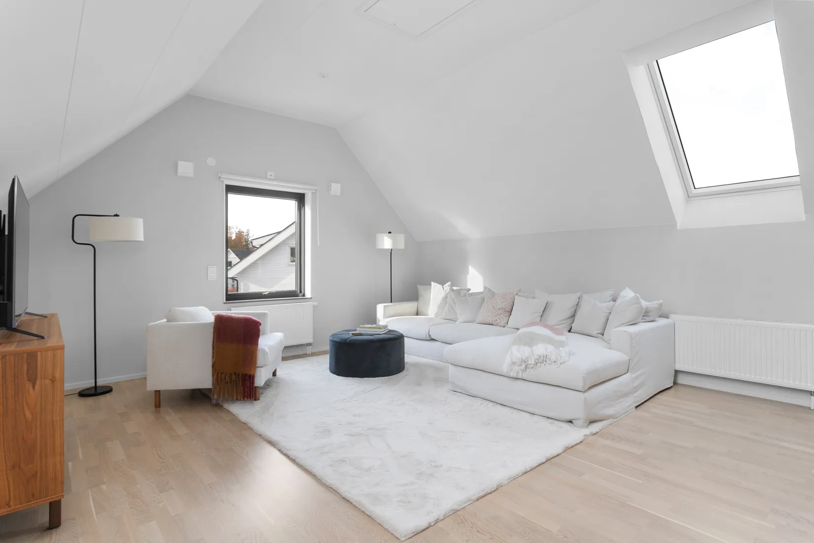 Bostadsrätt, Radhus, Väsjövägen 15B, Väsjön, Sollentuna