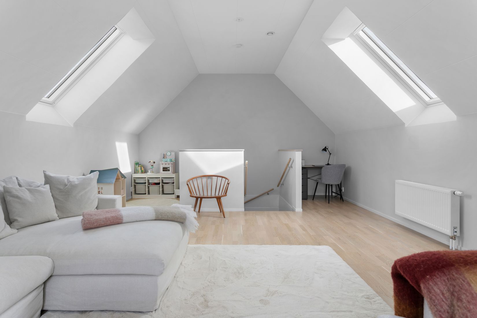 Bostadsrätt, Radhus, Väsjövägen 15B, Väsjön, Sollentuna