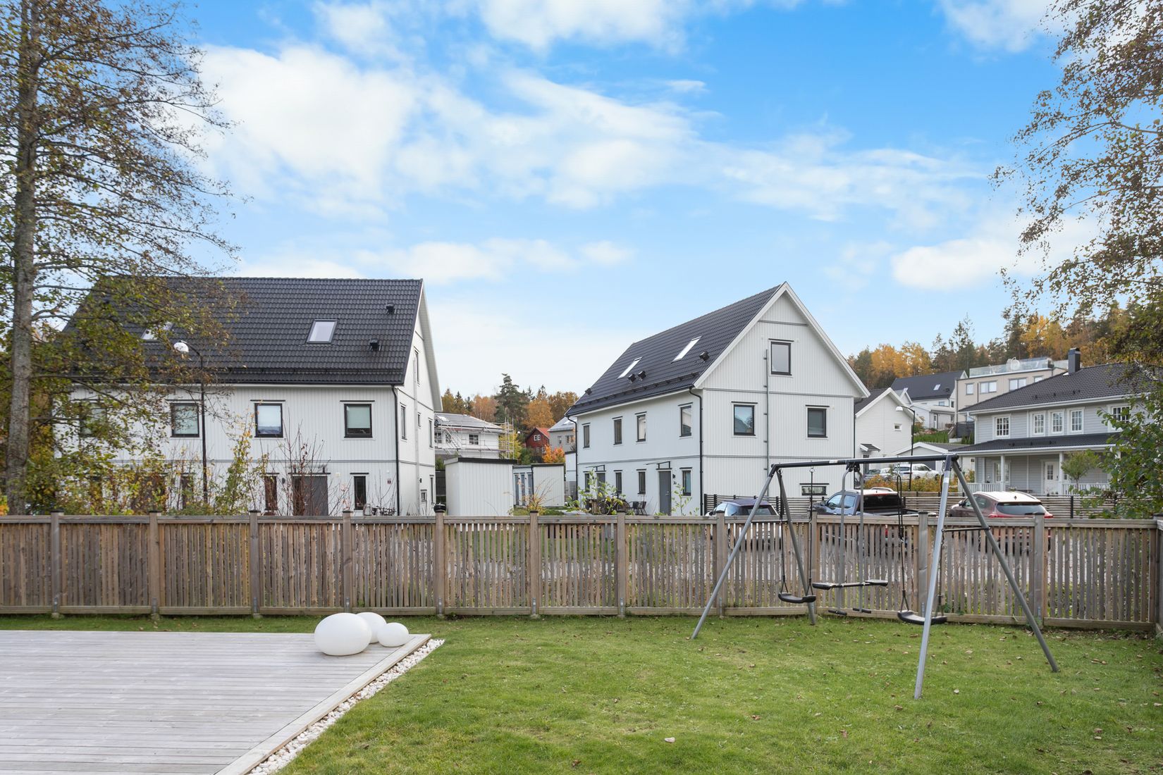 Bostadsrätt, Radhus, Väsjövägen 15B, Väsjön, Sollentuna