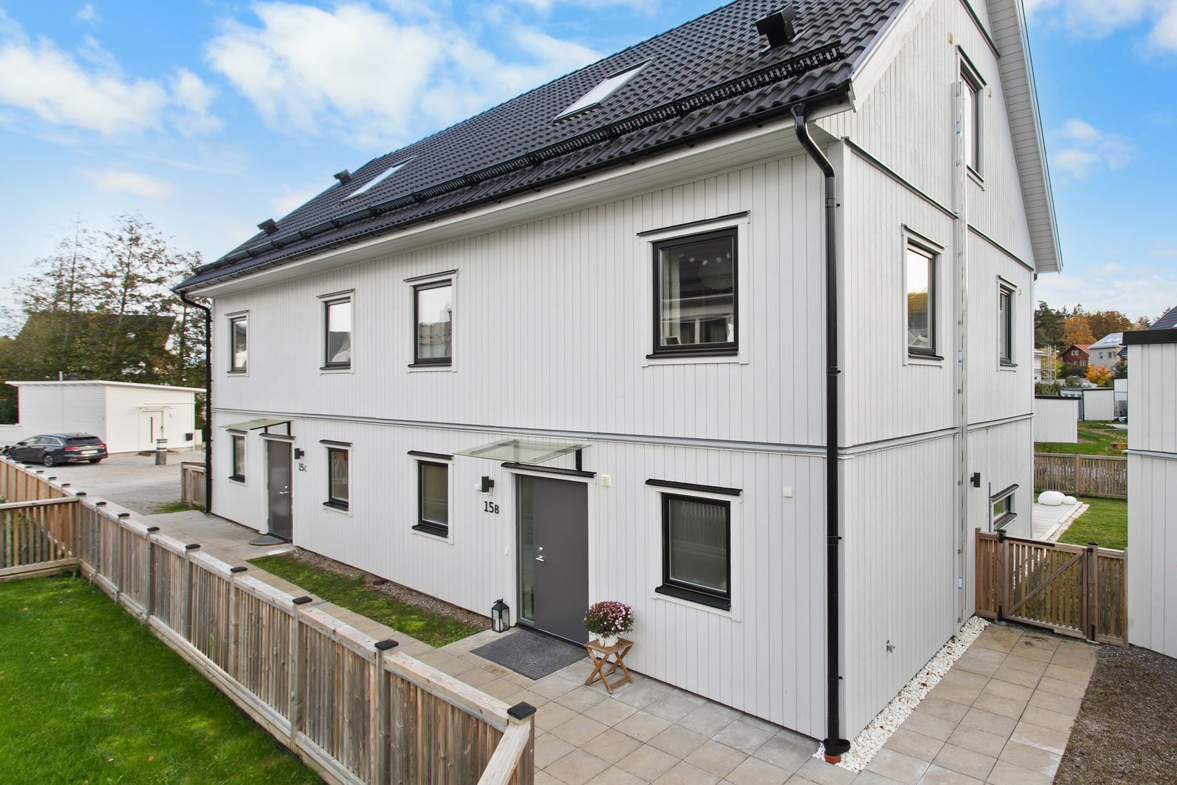 Bostadsrätt, Radhus, Väsjövägen 15B, Väsjön, Sollentuna