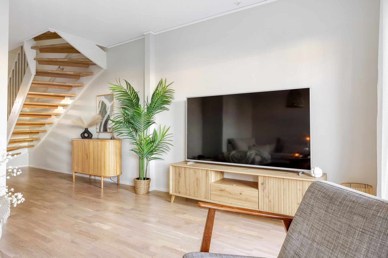 Bostadsrätt, Radhus, Klockarebovägen 54, Bålsta Frösundavik, Håbo