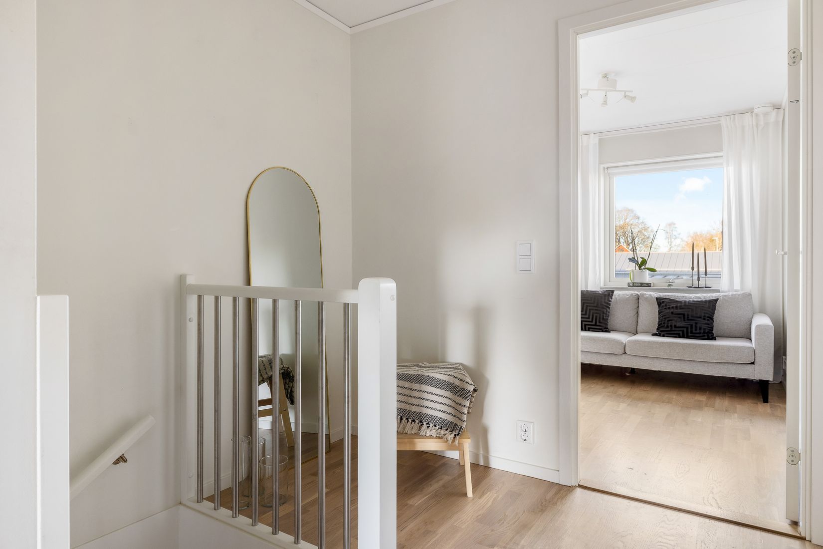 Bostadsrätt, Radhus, Klockarebovägen 54, Bålsta Frösundavik, Håbo