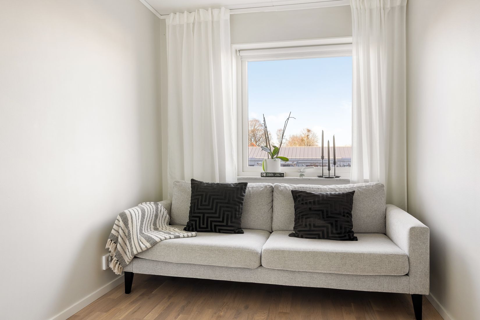 Bostadsrätt, Radhus, Klockarebovägen 54, Bålsta Frösundavik, Håbo