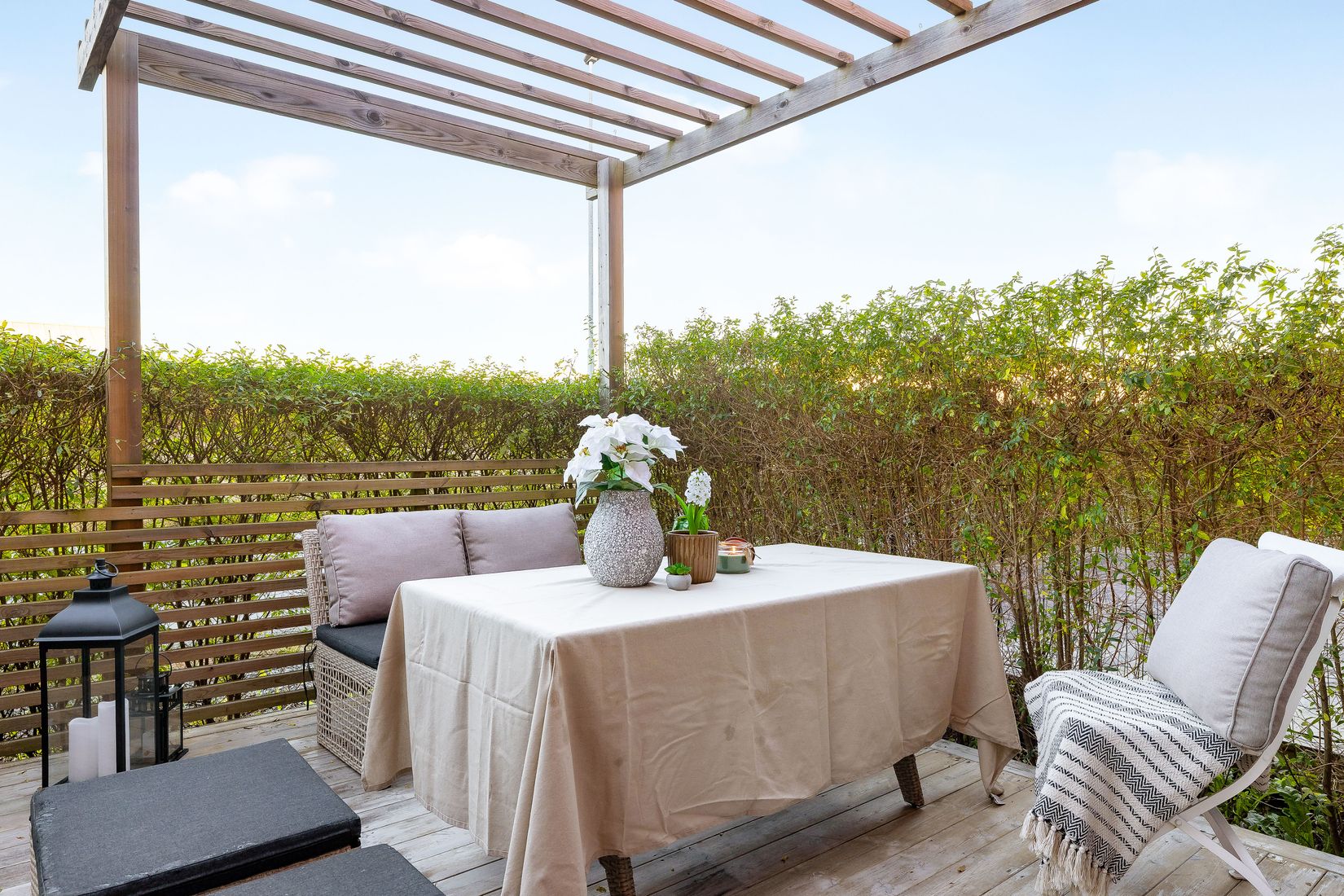 Bostadsrätt, Radhus, Klockarebovägen 54, Bålsta Frösundavik, Håbo