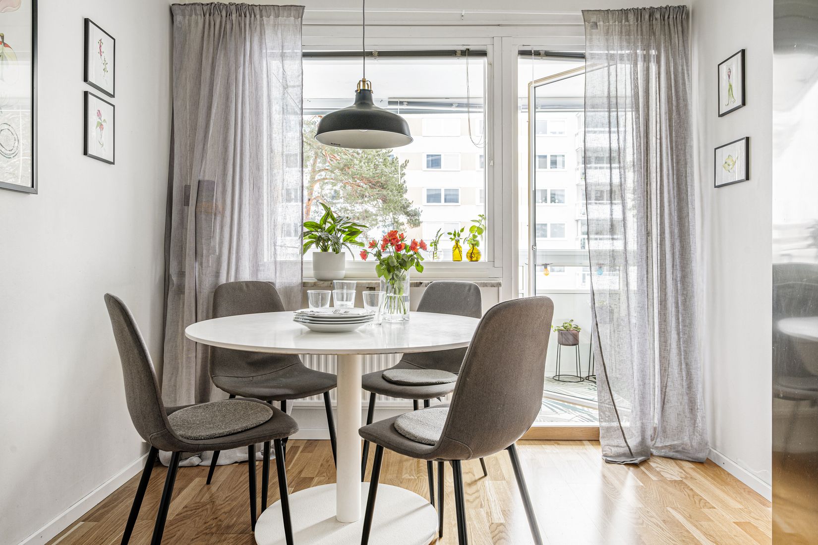 Bostadsrätt, Jungfrudansen 4, Huvudsta, Solna