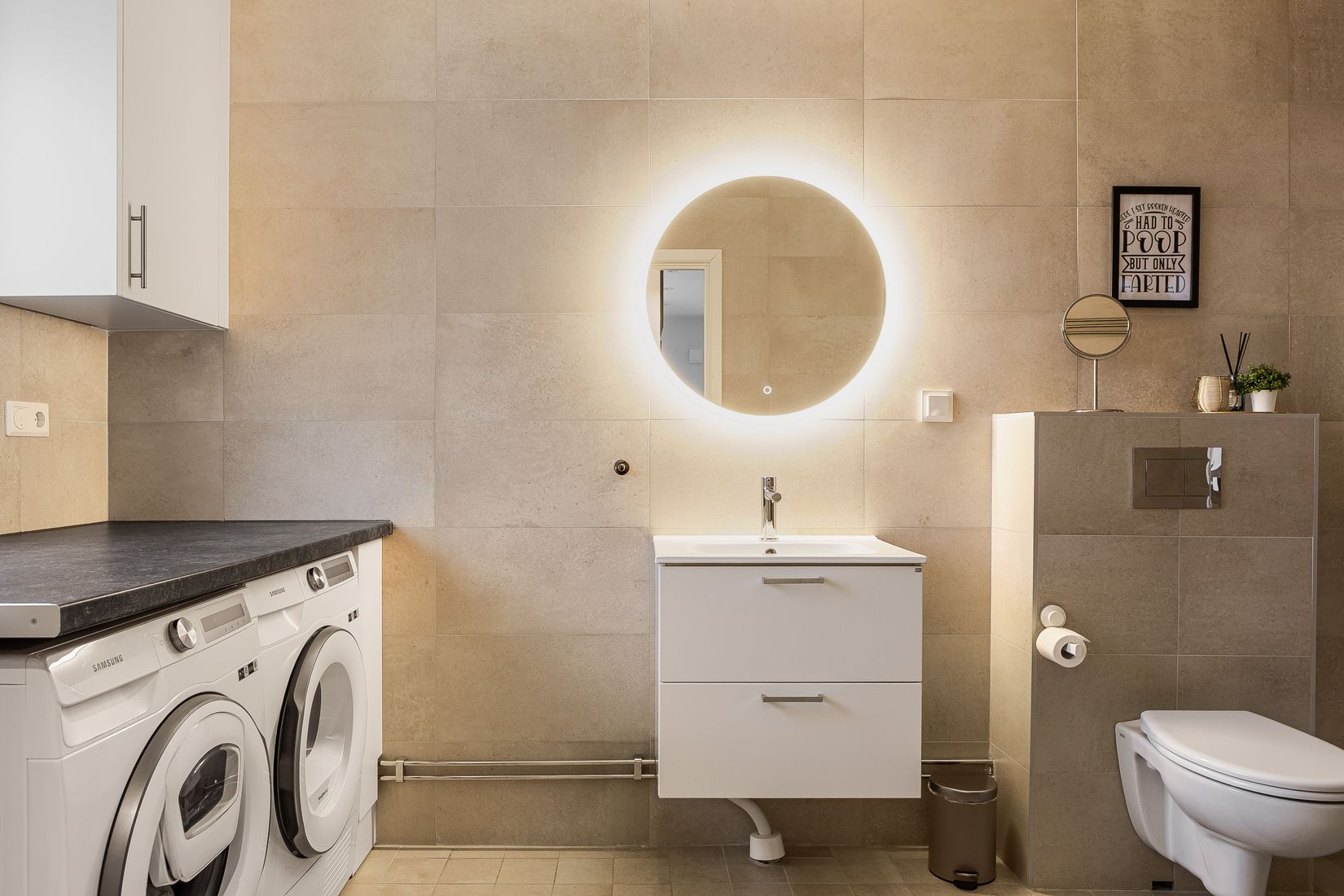 Bostadsrätt, Radhus, Libellvägen 3B, Högmora, Huddinge