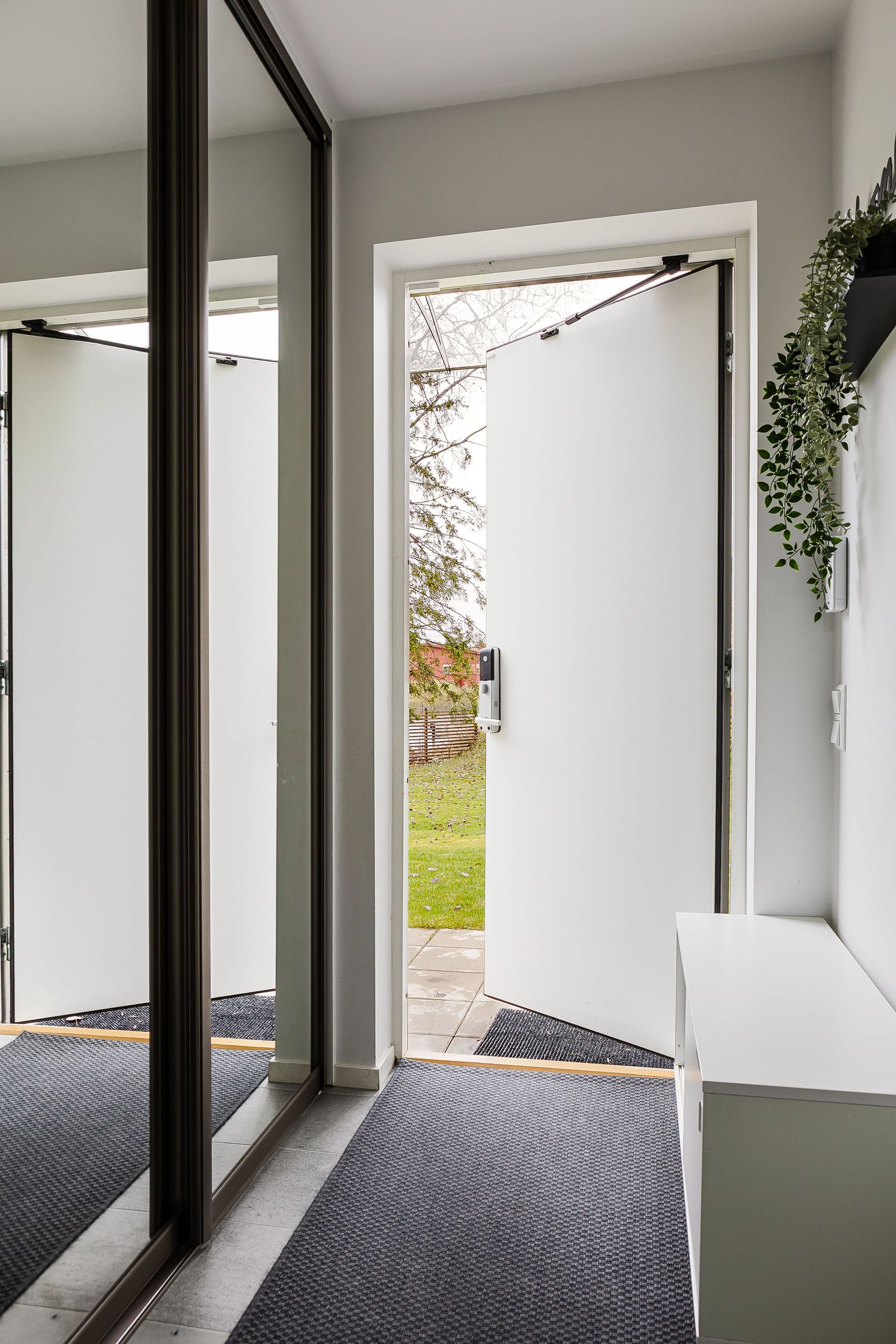 Bostadsrätt, Radhus, Libellvägen 3B, Högmora, Huddinge