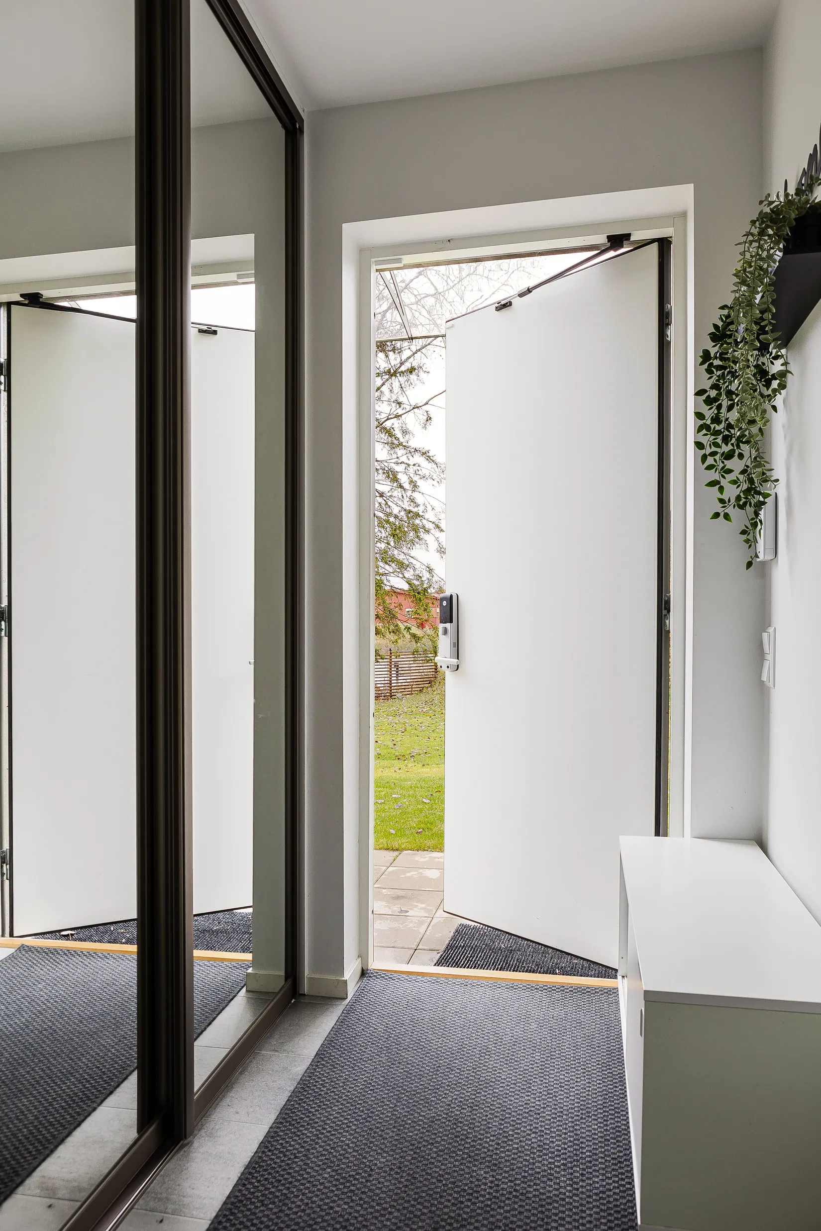 Bostadsrätt, Radhus, Libellvägen 3B, Högmora, Huddinge
