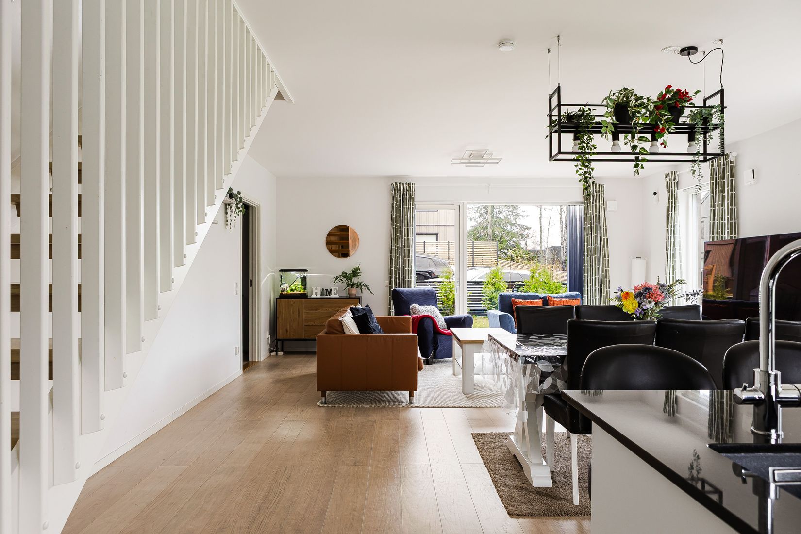 Bostadsrätt, Radhus, Libellvägen 3B, Högmora, Huddinge