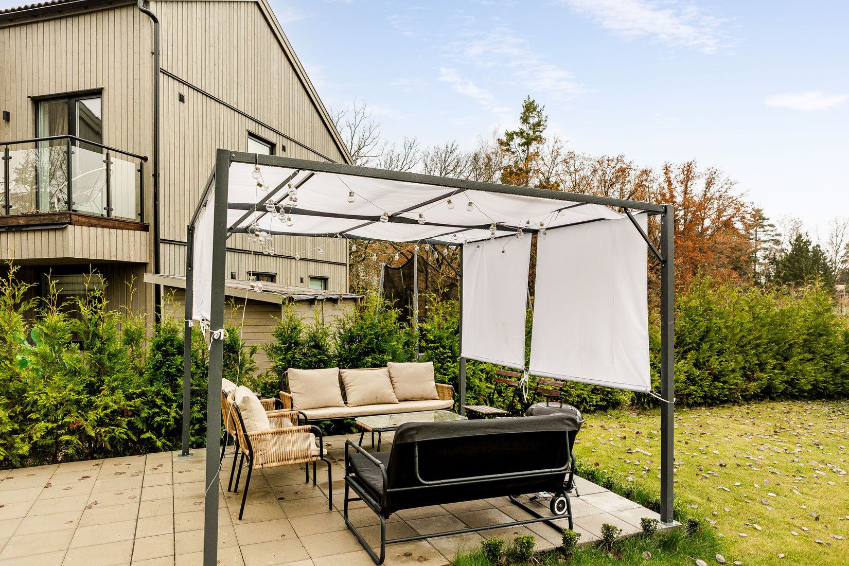 Bostadsrätt, Radhus, Libellvägen 3B, Högmora, Huddinge