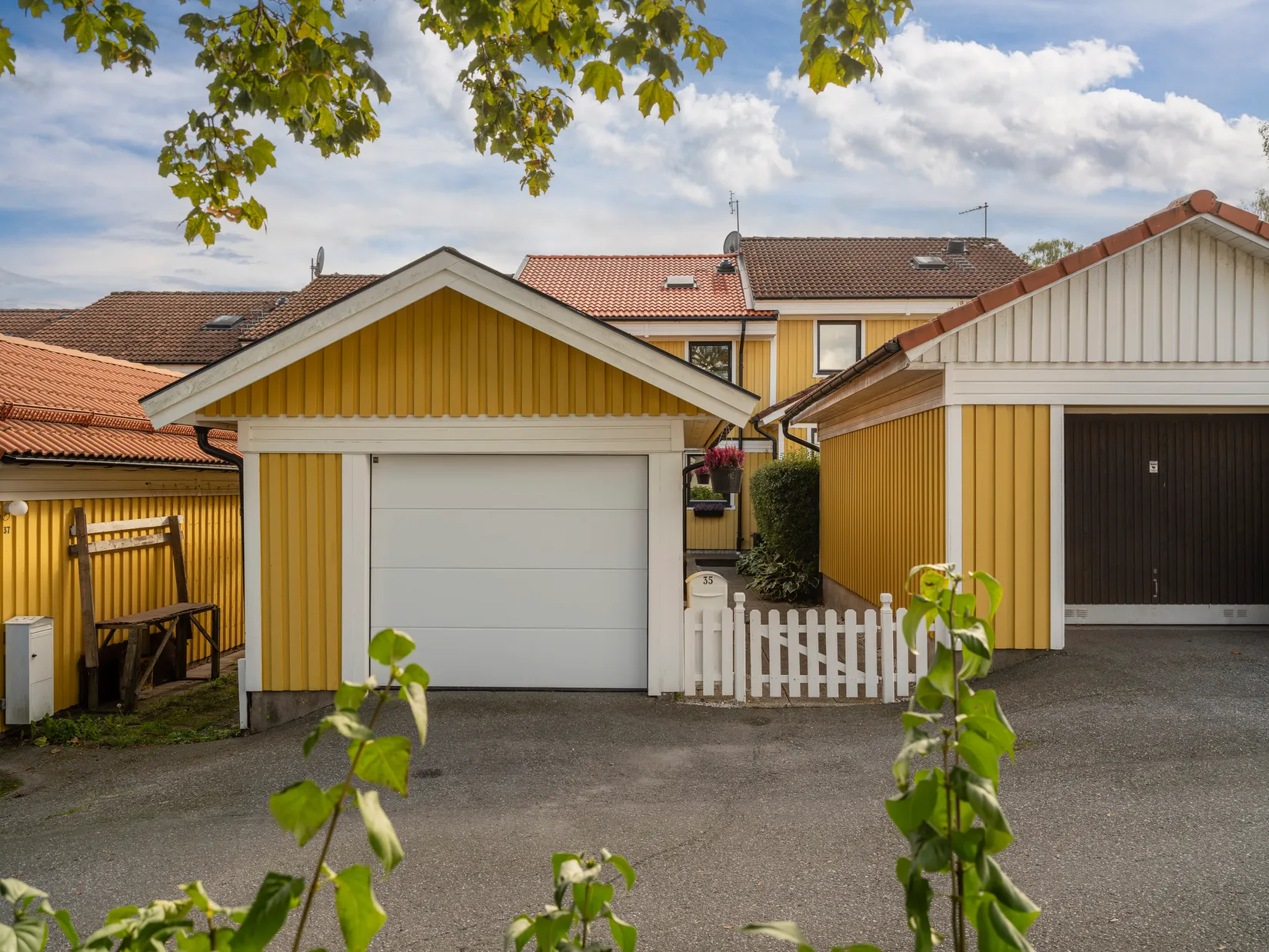 Villa, Radhus, Rådjursstigen 35, Töjnan, Sollentuna