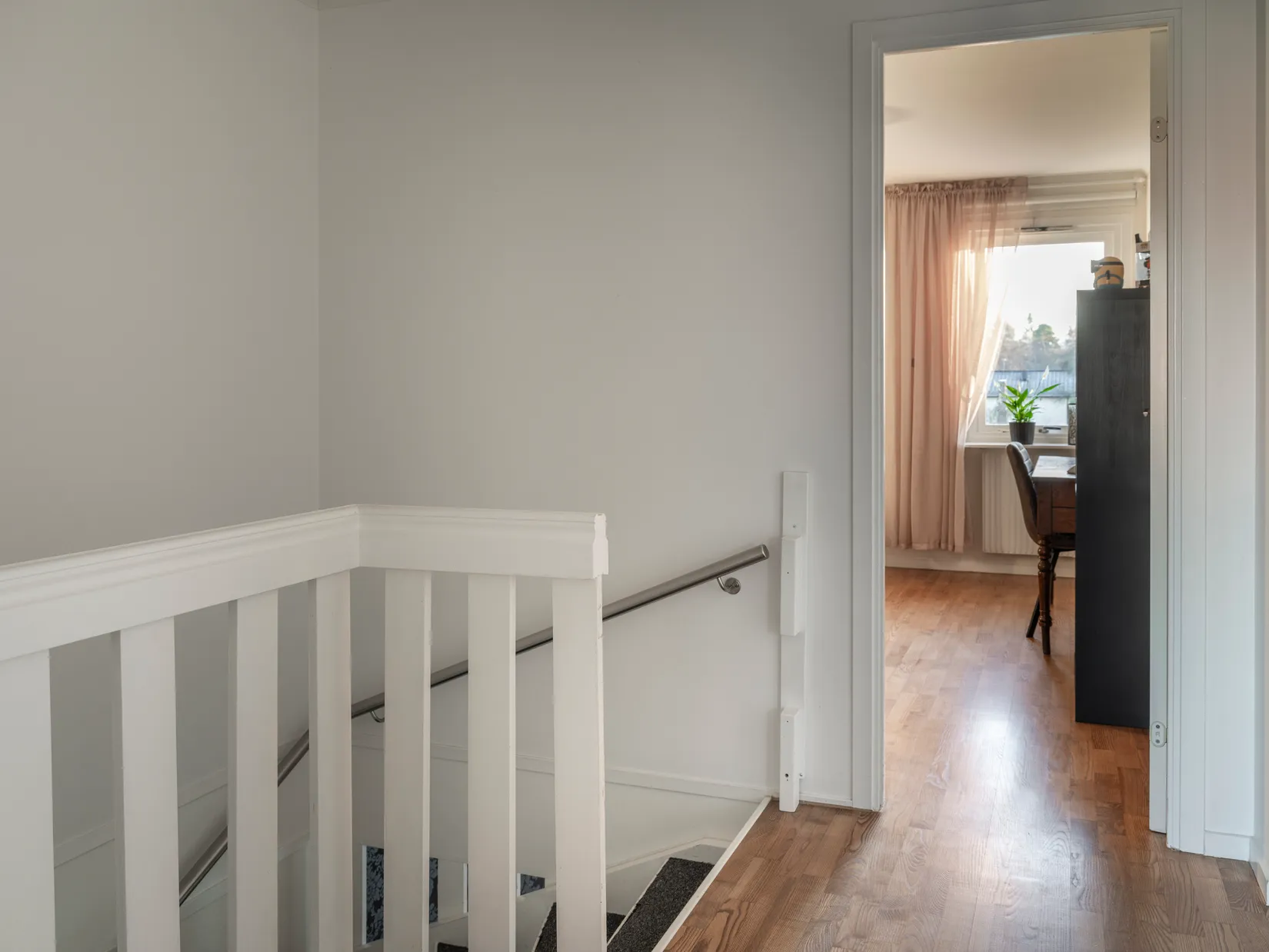 Villa, Radhus, Rådjursstigen 35, Töjnan, Sollentuna