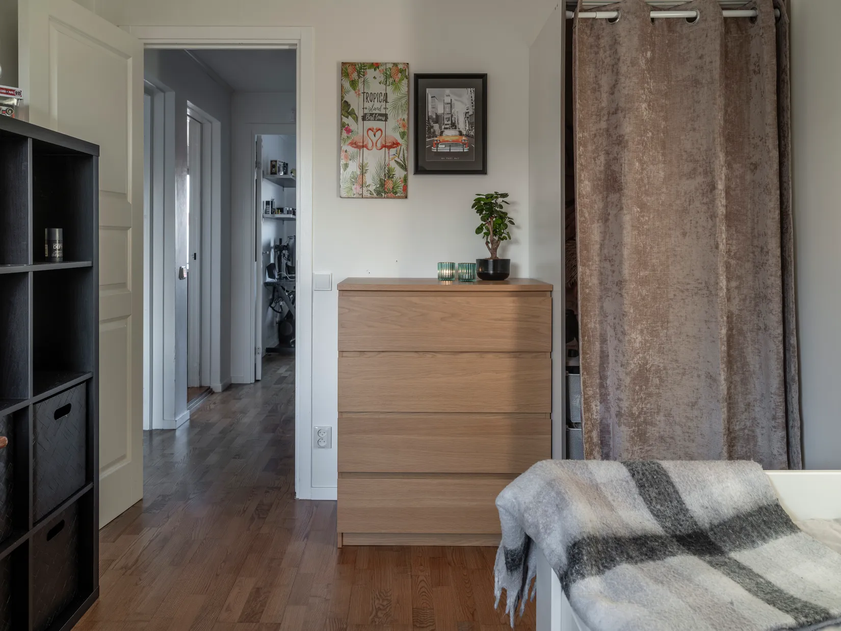 Villa, Radhus, Rådjursstigen 35, Töjnan, Sollentuna