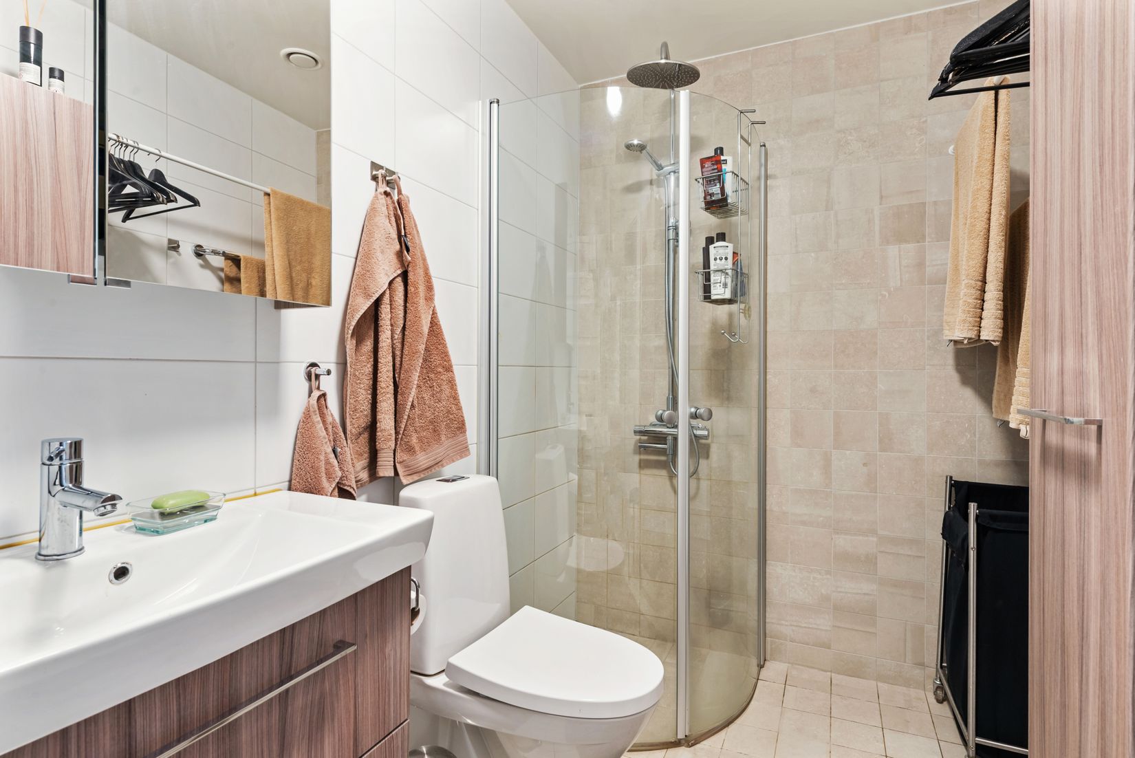 Villa, Radhus, Ekebyholmshöjden 6B, Ekebyholm, Norrtälje