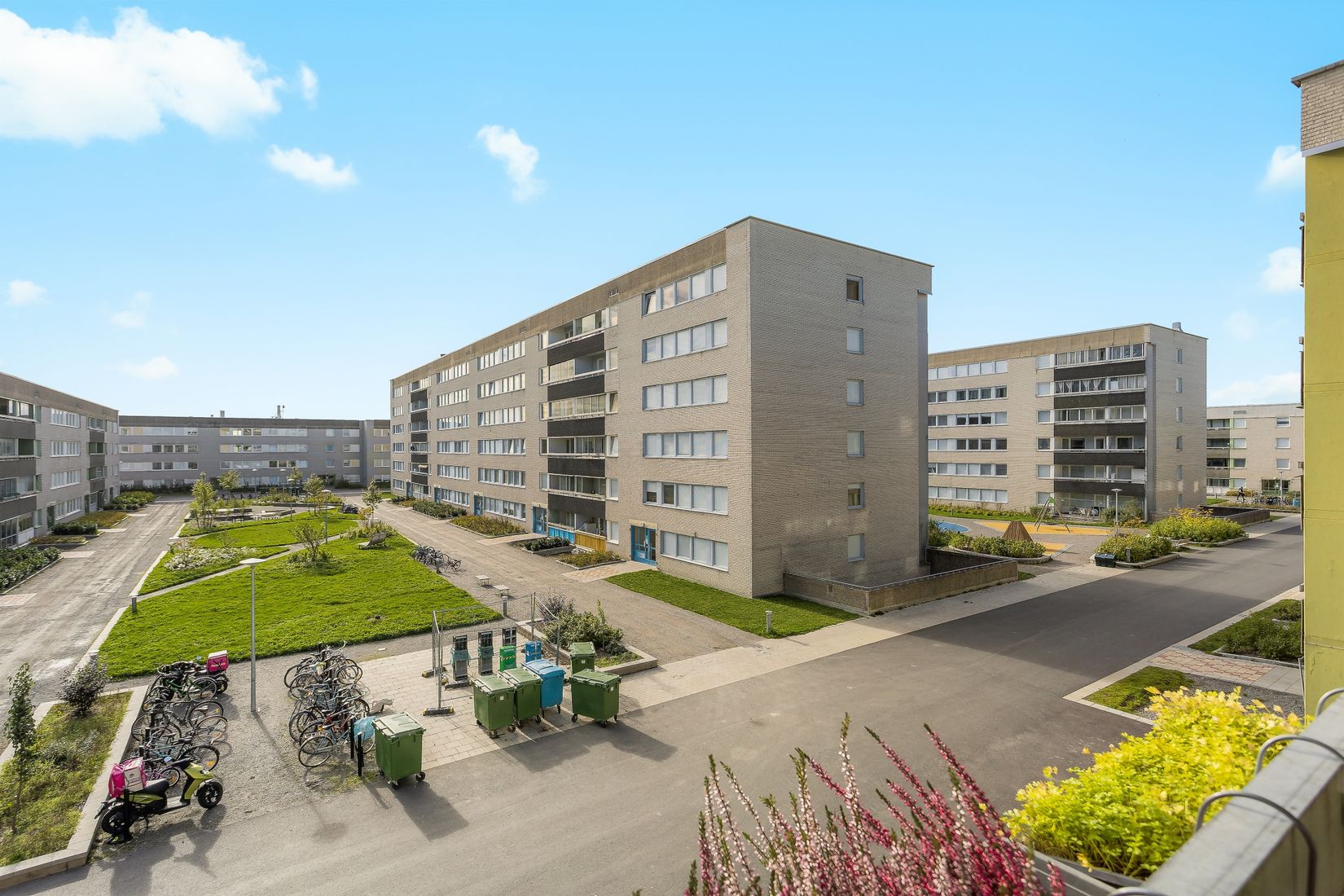 Bostadsrätt, Lötsjövägen 27, Hallonbergen, Sundbyberg