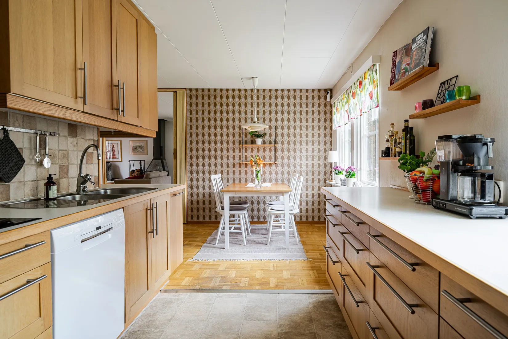 Villa, Långdansvägen 12, Centralt, Gnesta