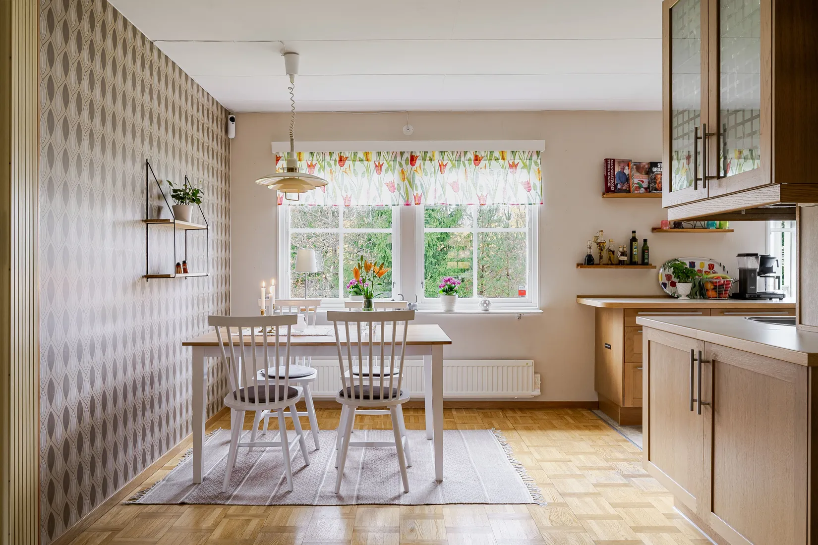 Villa, Långdansvägen 12, Centralt, Gnesta