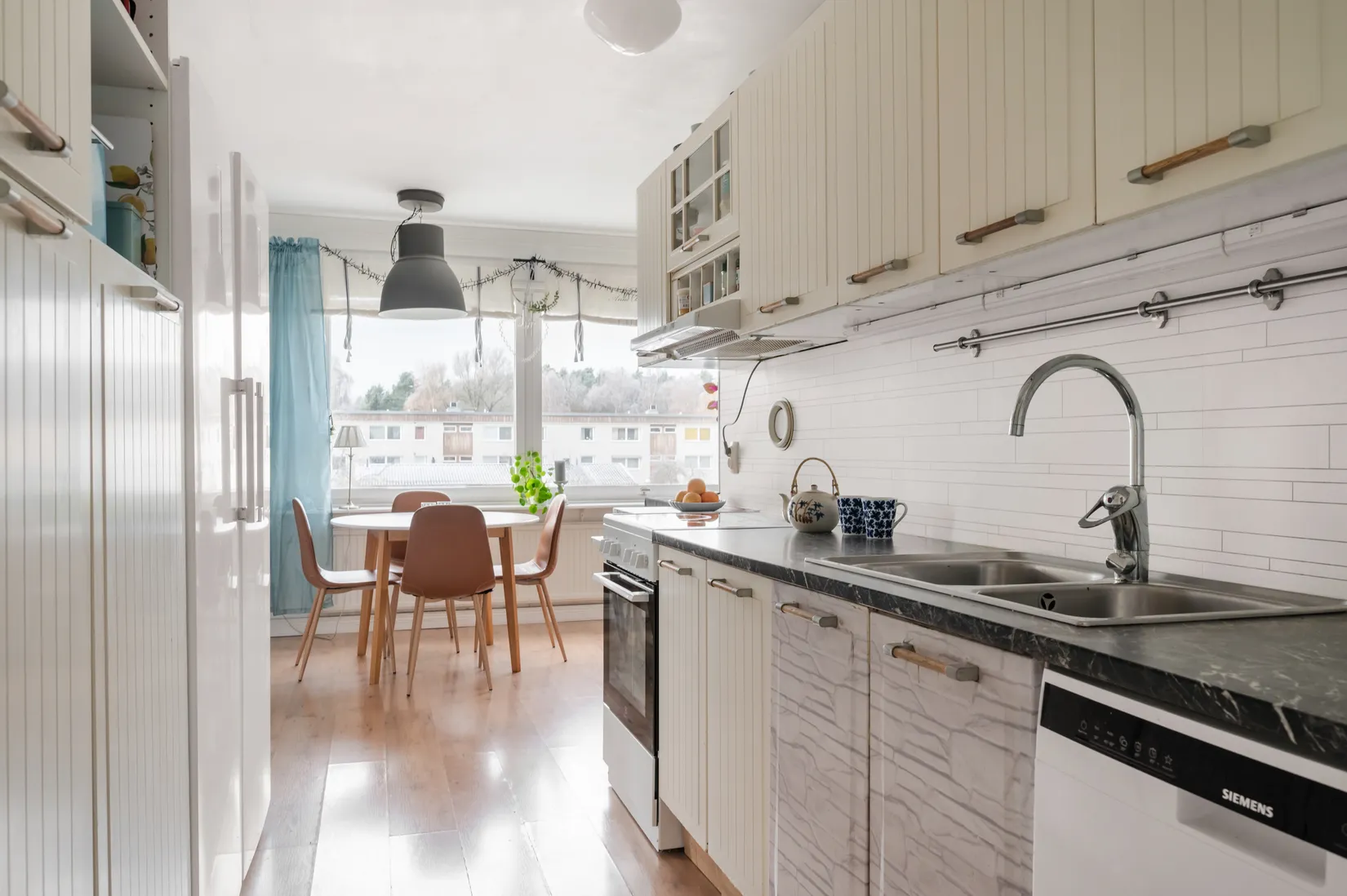 Bostadsrätt, Hallonvägen 42, Kungsängen/Tibble, Upplands-Bro