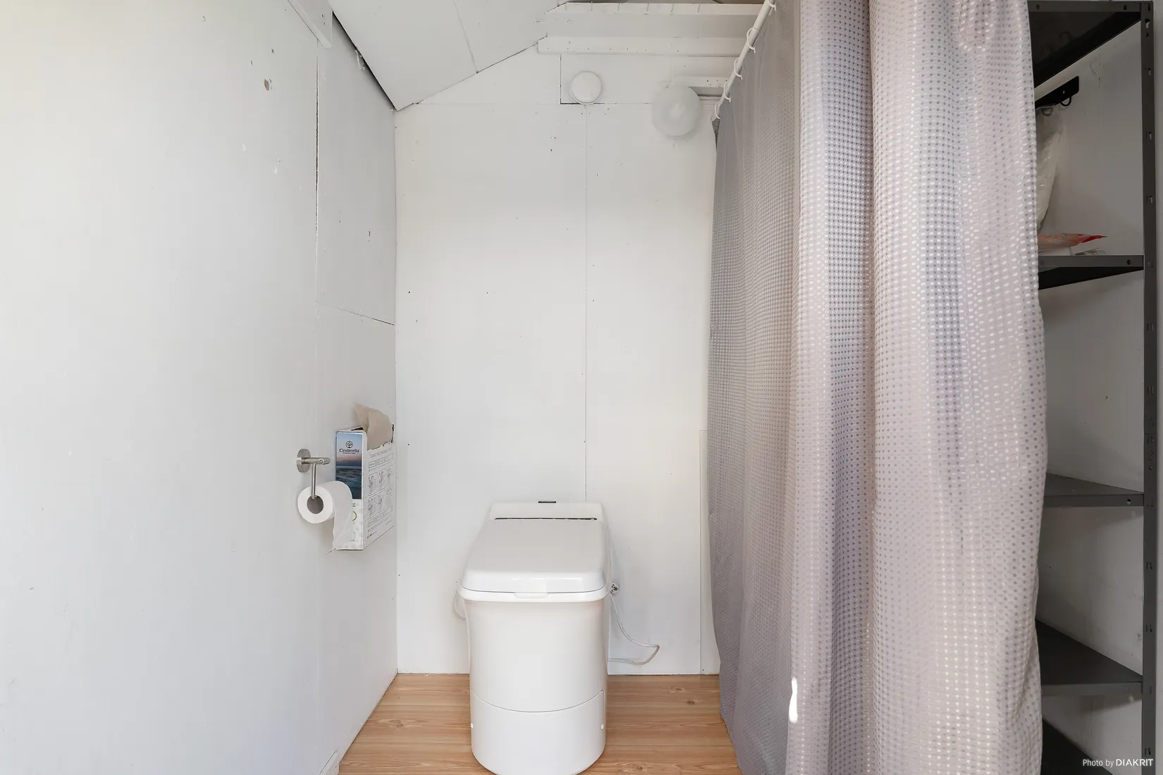 Fritidshus, Dillkronan 8, Aspvik kolonistugeområde, Upplands-Bro