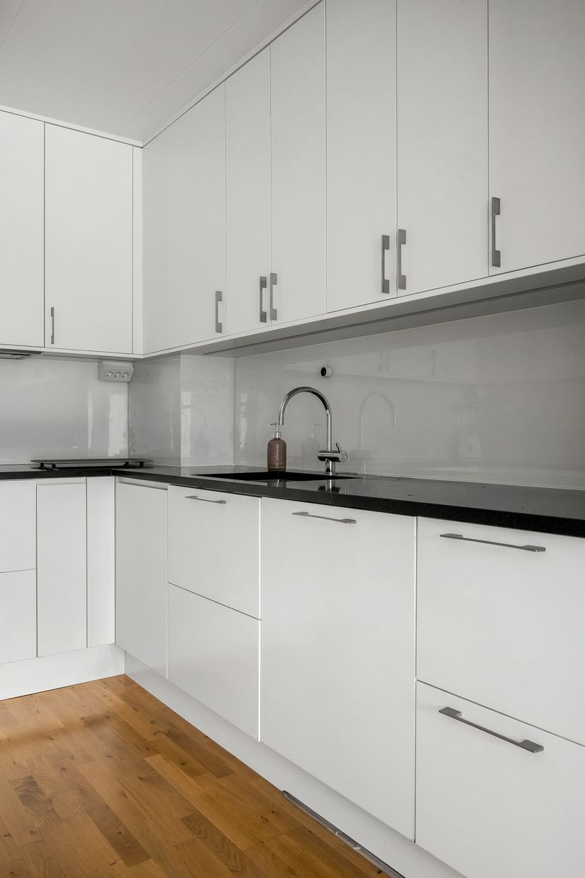 Villa, Radhus, Kalkstigen 8, Lillsjön, Upplands-Bro