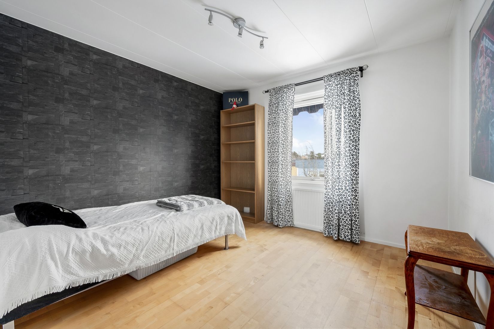 Villa, Radhus, Kalkstigen 8, Lillsjön, Upplands-Bro