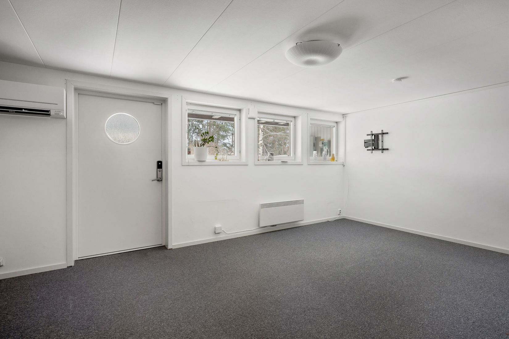 Villa, Radhus, Kalkstigen 8, Lillsjön, Upplands-Bro