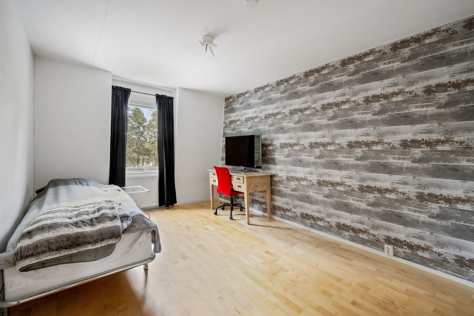 Villa, Radhus, Kalkstigen 8, Lillsjön, Upplands-Bro