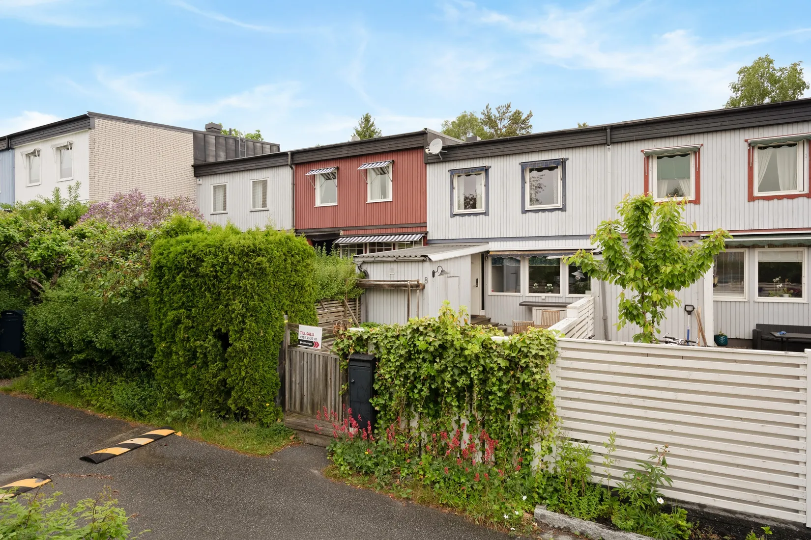 Villa, Radhus, Kalkstigen 8, Lillsjön, Upplands-Bro