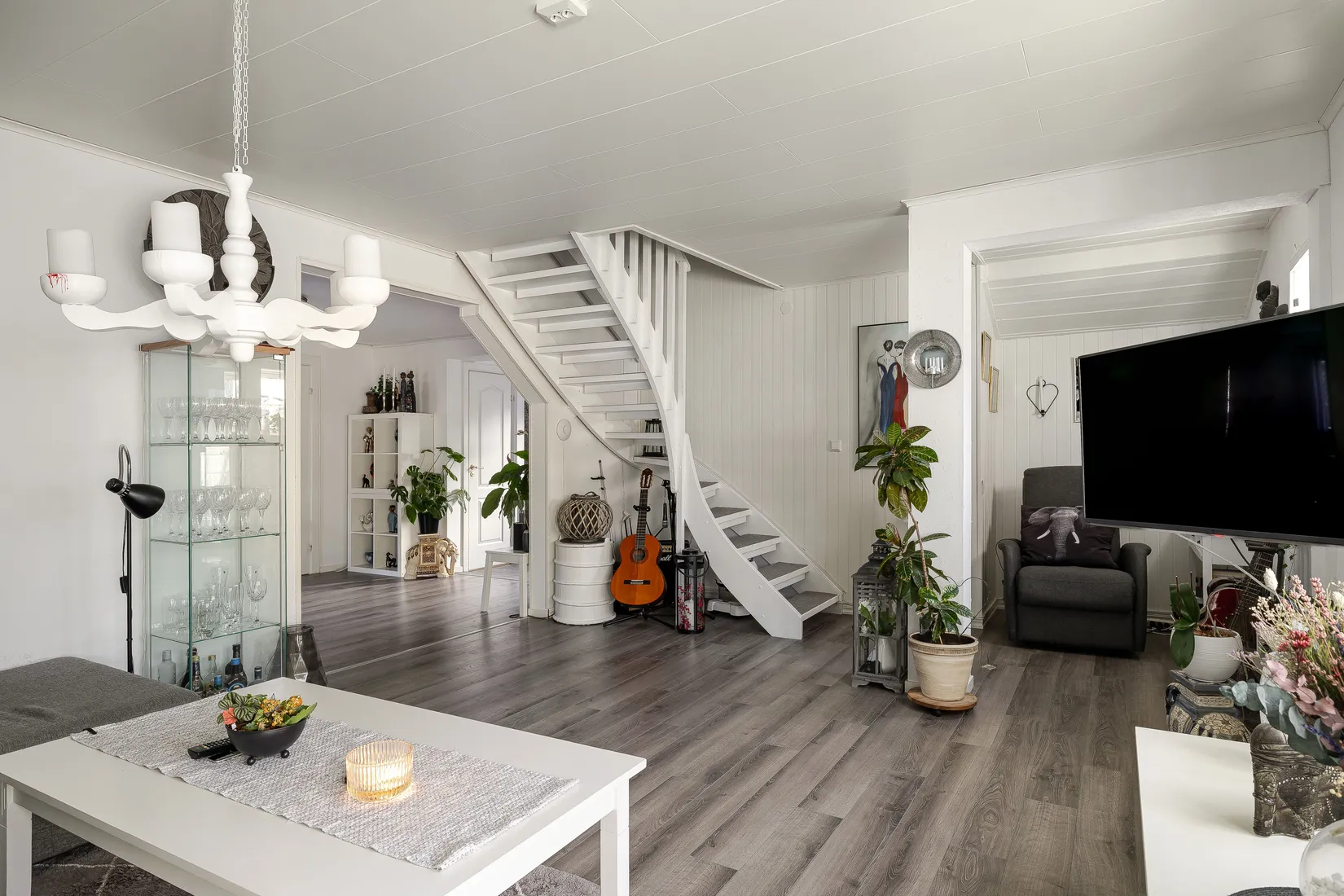 Villa, Aspvägen 27, Hälletorp/Bondsjöstaden, Härnösand