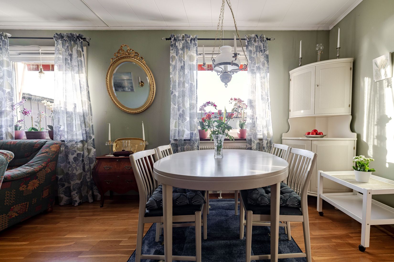 Radhus, Trastvägen 8, Kungsör