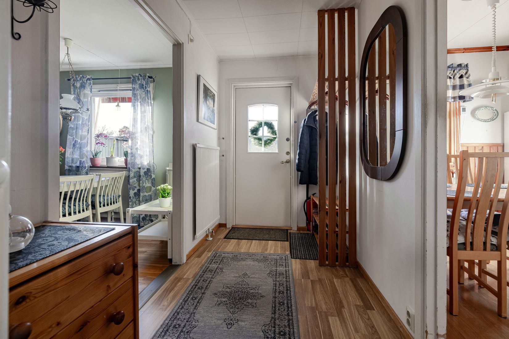 Radhus, Trastvägen 8, Kungsör