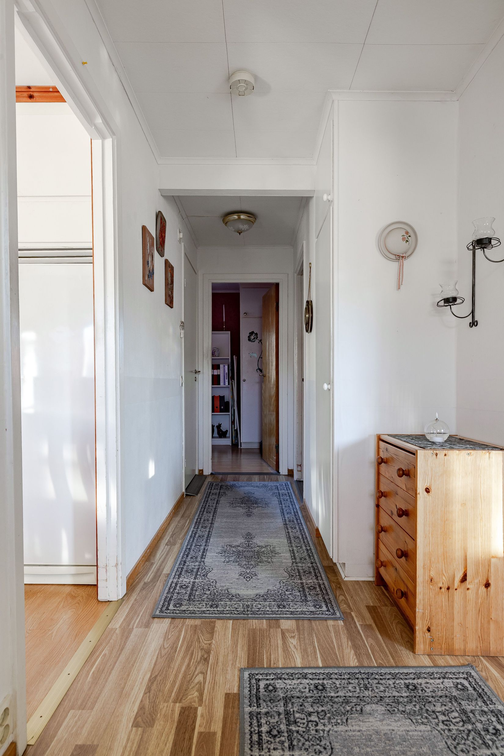 Radhus, Trastvägen 8, Kungsör