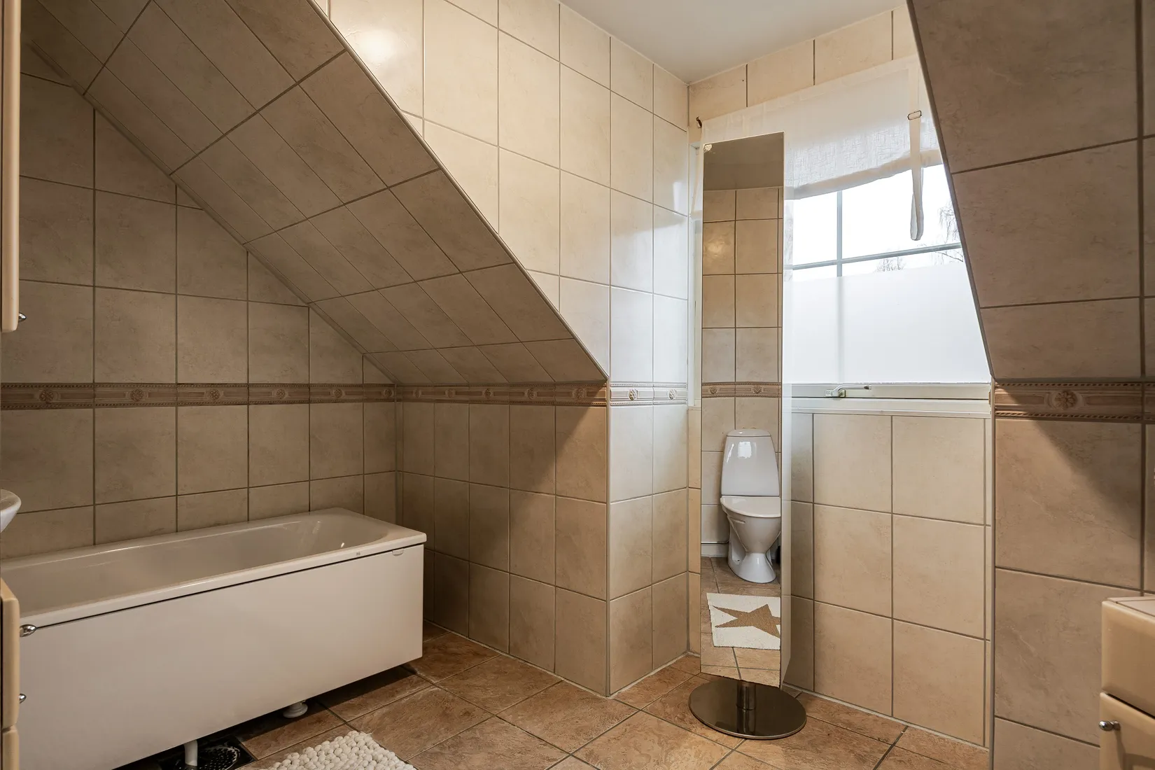 Villa, Radhus, Stångtjärnsvägen 353, Slätta, Falun