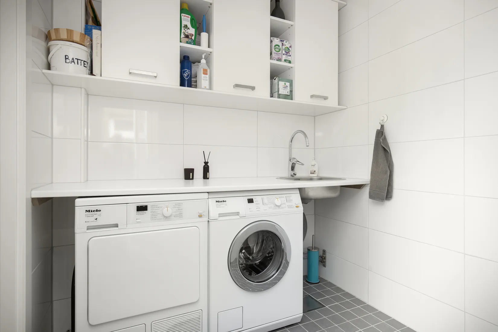Radhus, Elsa Brändströms Gata 49, Fruängen, Stockholm