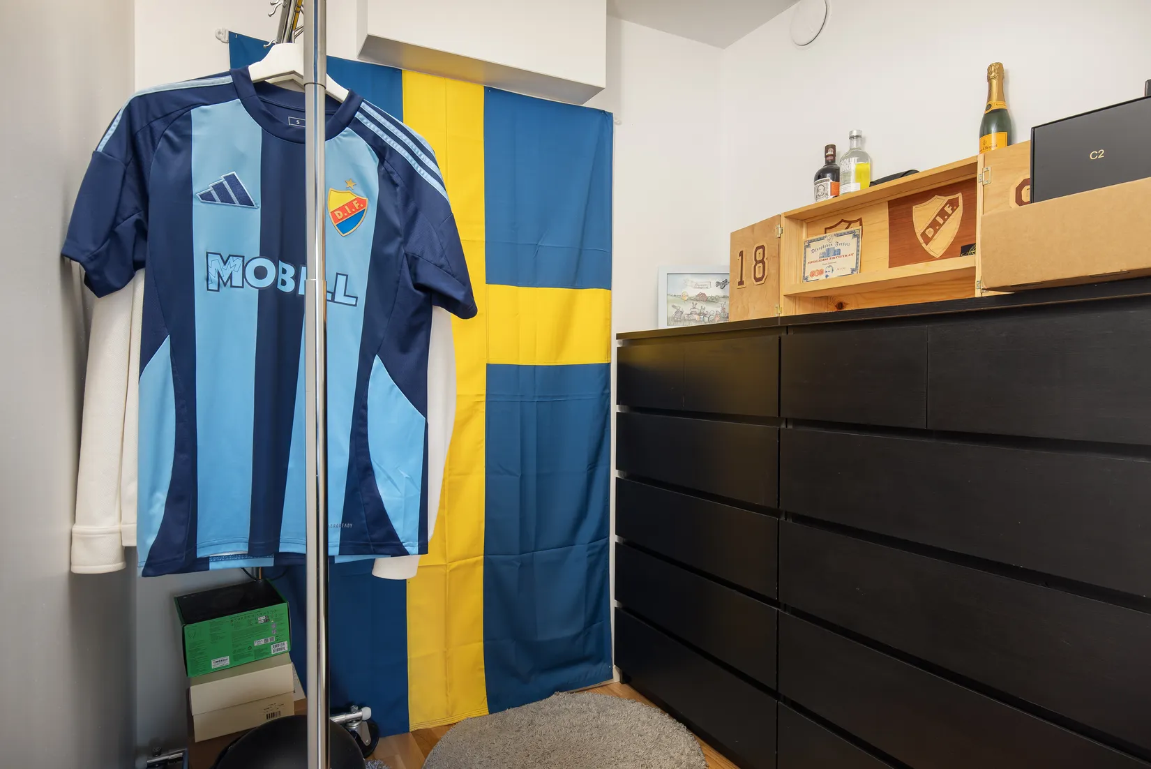 Radhus, Elsa Brändströms Gata 49, Fruängen, Stockholm