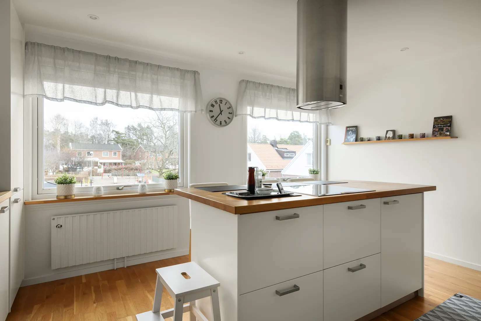 Radhus, Elsa Brändströms Gata 49, Fruängen, Stockholm