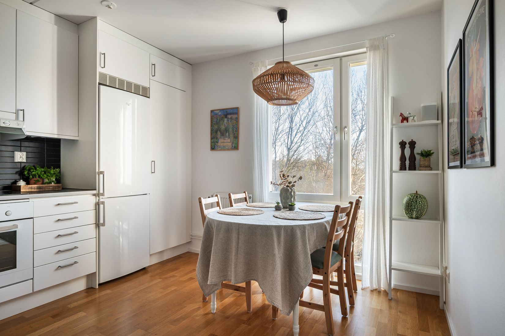 Bostadsrätt, Harpsundsvägen 84B, våning 4 av 4!, Högdalen, Stockholm