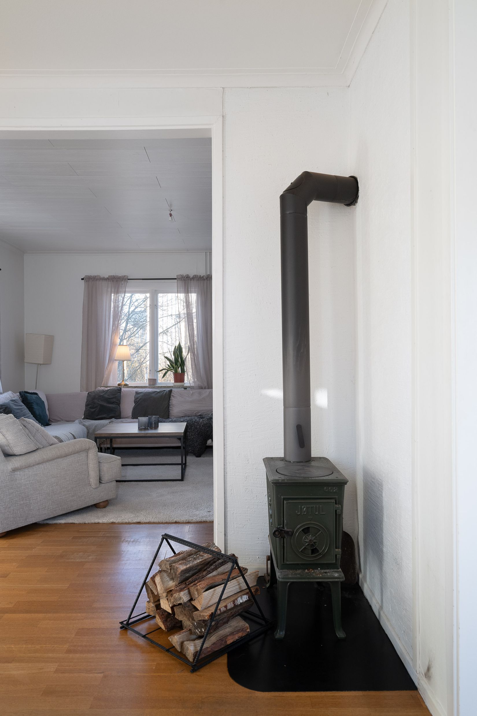 Villa, Trädgårdsgatan 11, Sparreholm, Flen