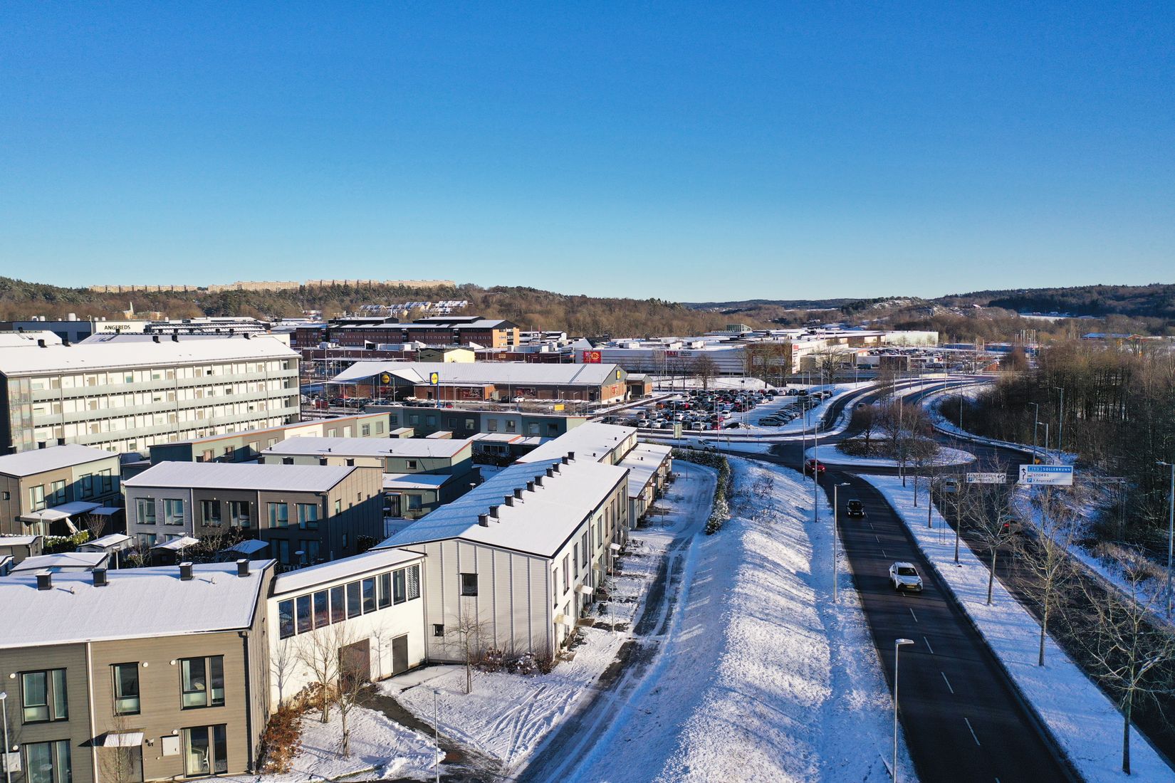 Radhus, Bandtraktorgatan 61, Angered, Göteborg