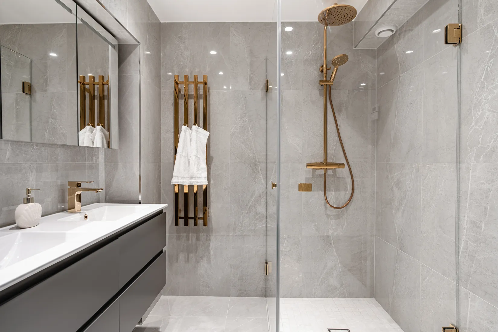 Villa, Radhus, Stävholmsgränd 64, Skärholmen, Stockholm