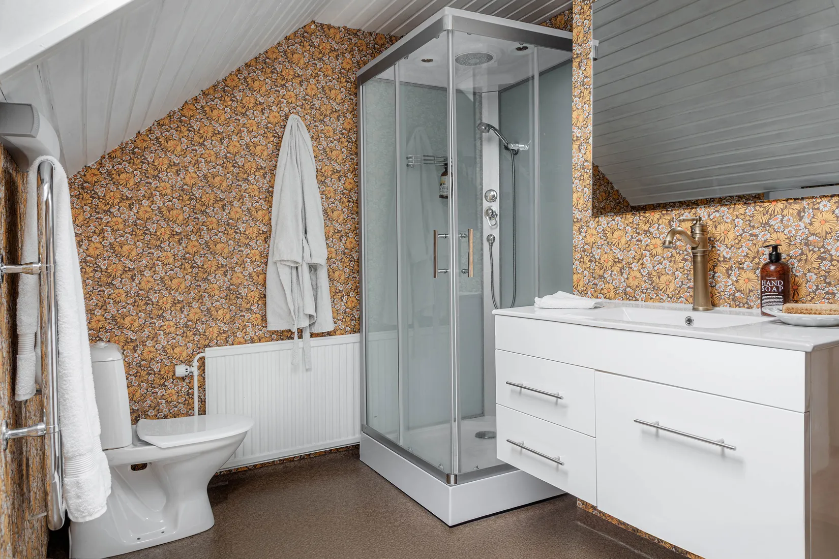 Villa, Skogsvägen 2, Oppeby, Nyköping