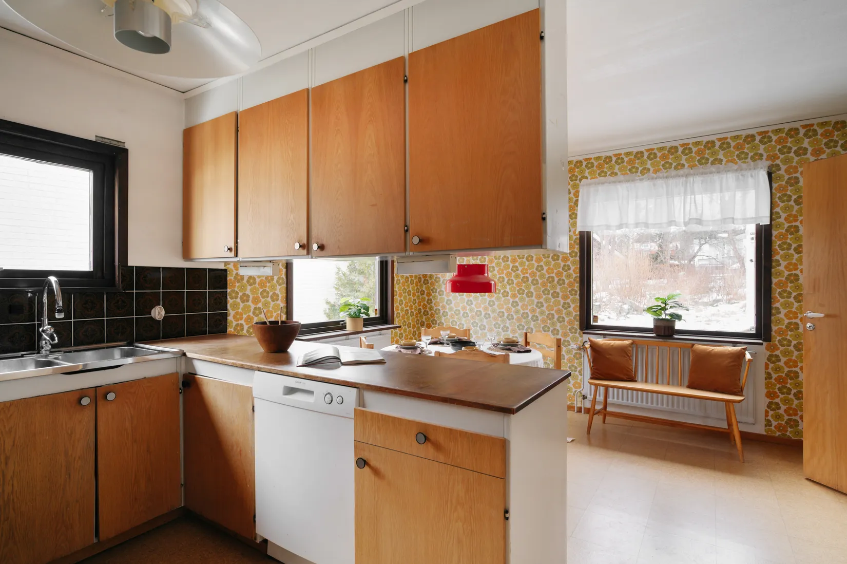 Villa, Strandvägen 28, Strandvägenområdet, Upplands-Bro