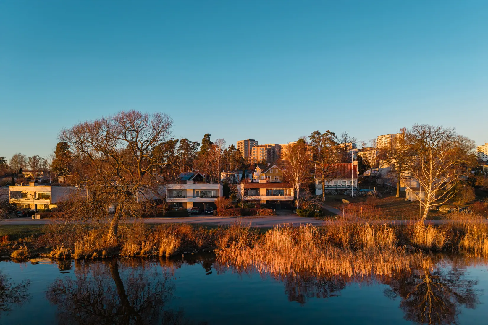 Villa, Strandvägen 28, Strandvägenområdet, Upplands-Bro