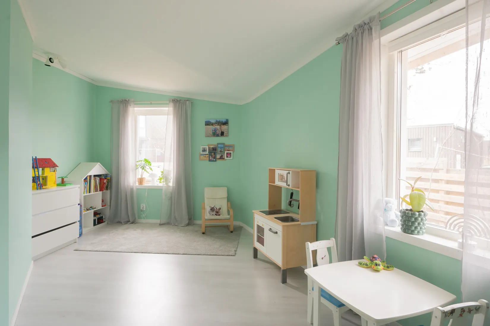 Villa, Fyrgränd 6D, Högmora, Huddinge