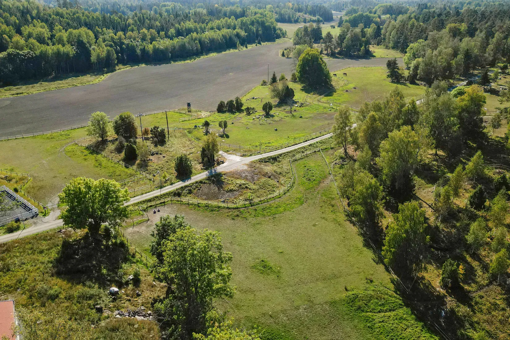 Gård/Skog, Kvilundavägen 31, Kvilunda, Norrtälje