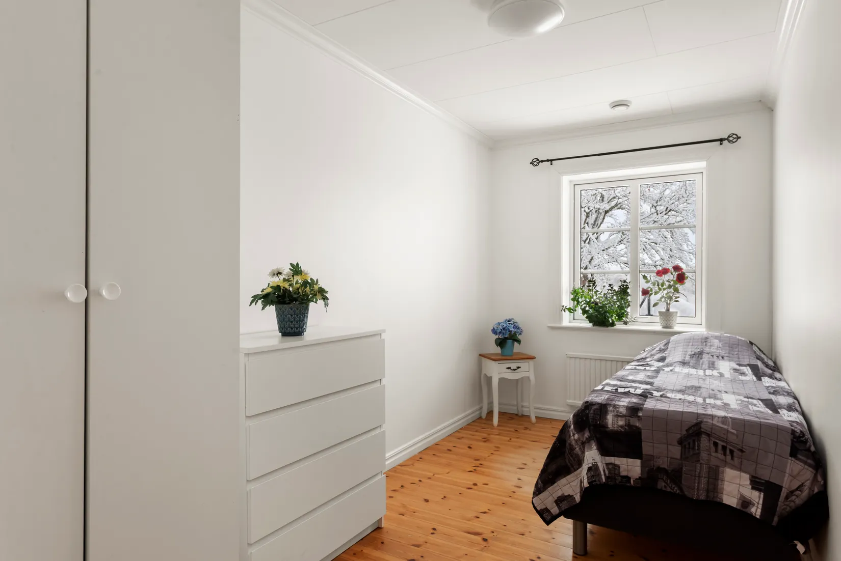 Gård/Skog, Kvilundavägen 31, Kvilunda, Norrtälje